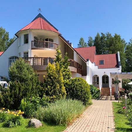 Karle Hotel Vitrupe Екстер'єр фото