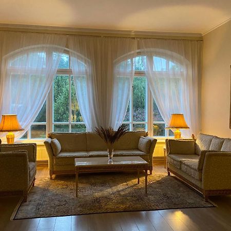 Karle Hotel Vitrupe Екстер'єр фото