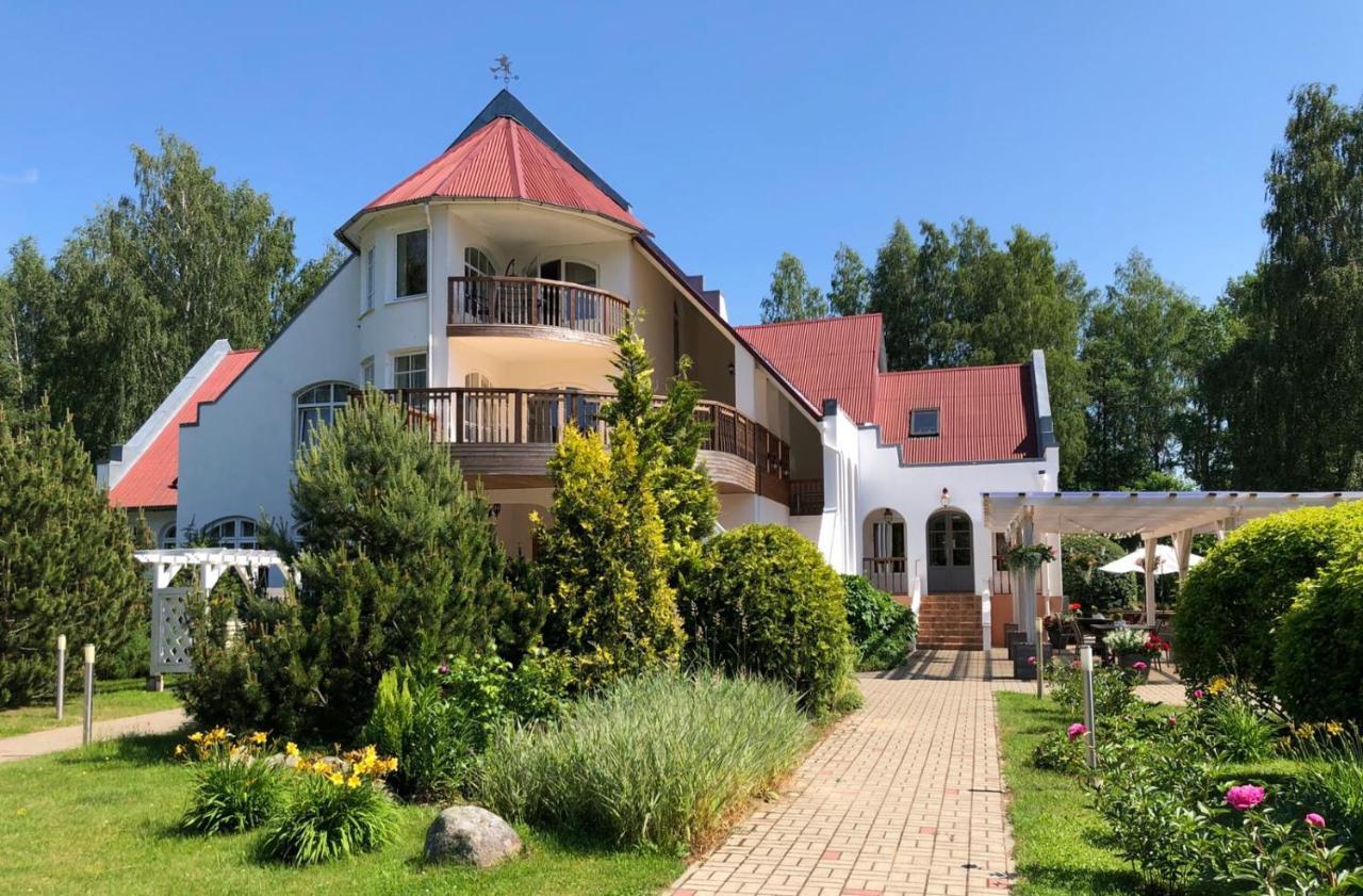 Karle Hotel Vitrupe Екстер'єр фото