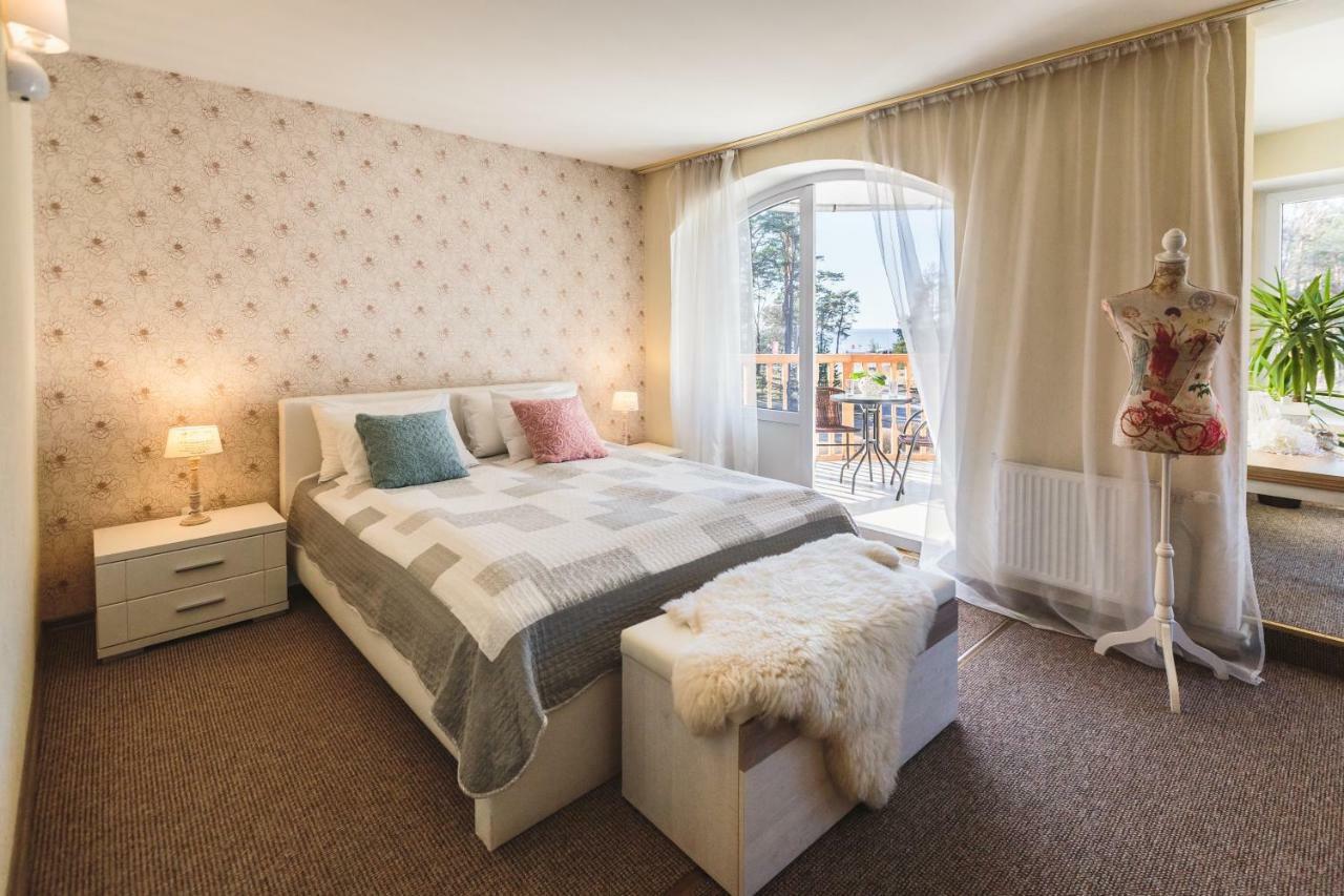 Karle Hotel Vitrupe Екстер'єр фото