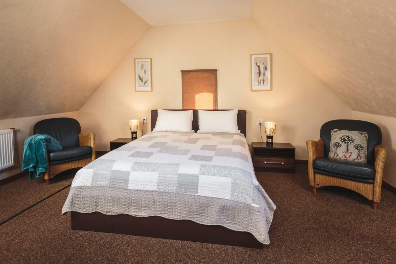 Karle Hotel Vitrupe Екстер'єр фото